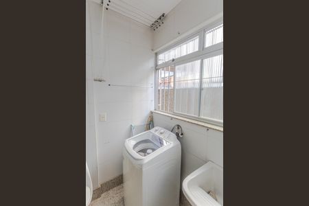 Apartamento à venda com 114m², 3 quartos e 1 vagaÁrea de Serviço