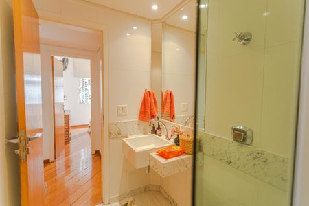 Apartamento à venda com 114m², 3 quartos e 1 vagaBanheiro Social