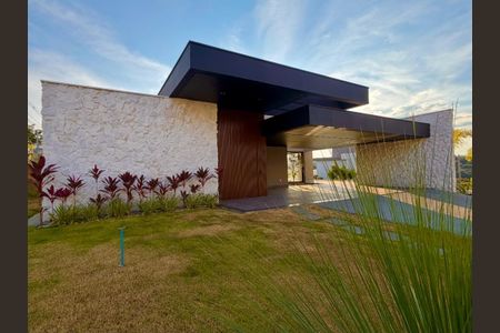 Foto 01 de casa à venda com 4 quartos, 286m² em Conjunto Habitacional Vila Maria, Lagoa Santa