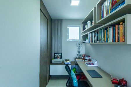 Apartamento à venda com 113m², 3 quartos e 2 vagas Apartamento à venda com 113m², 3 quartos e 2 vagasEscritório