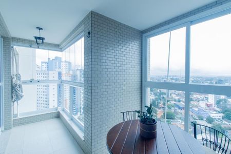 Varanda gourmet de apartamento à venda com 3 quartos, 113m² em Cristo Rei, Curitiba