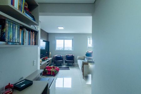 Apartamento à venda com 113m², 3 quartos e 2 vagas Apartamento à venda com 113m², 3 quartos e 2 vagasEscritório