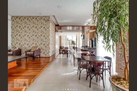 Apartamento à venda com 113m², 3 quartos e 2 vagas Apartamento à venda com 113m², 3 quartos e 2 vagasÁrea comum - Salão de festas