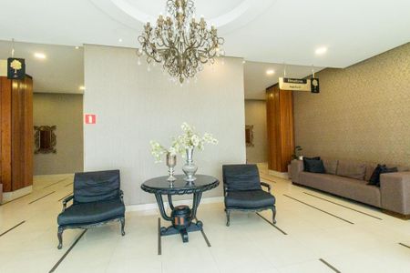 Apartamento à venda com 113m², 3 quartos e 2 vagas Apartamento à venda com 113m², 3 quartos e 2 vagasHall de entrada
