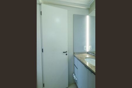 Apartamento à venda com 113m², 3 quartos e 2 vagas Apartamento à venda com 113m², 3 quartos e 2 vagasBanheiro da Suite 1