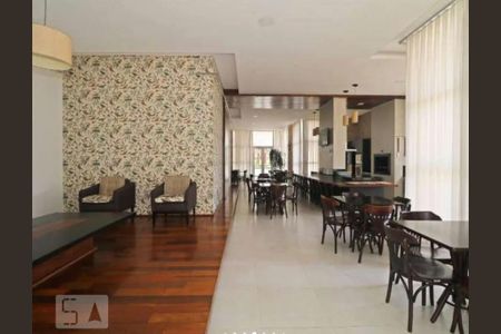 Apartamento à venda com 113m², 3 quartos e 2 vagas Apartamento à venda com 113m², 3 quartos e 2 vagasÁrea comum - Salão de festas
