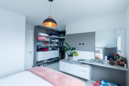 Apartamento à venda com 113m², 3 quartos e 2 vagas Apartamento à venda com 113m², 3 quartos e 2 vagasQuarto 2 Suite 2