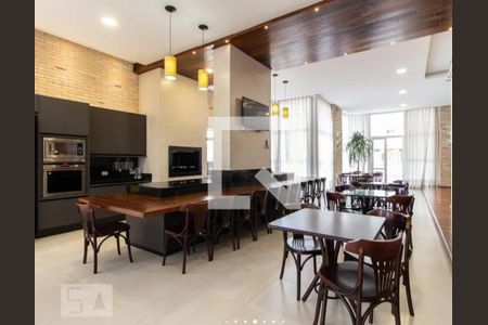Apartamento à venda com 113m², 3 quartos e 2 vagas Apartamento à venda com 113m², 3 quartos e 2 vagasÁrea comum - Salão de festas
