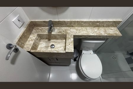 Apartamento à venda com 55m², 2 quartos e 1 vaga Apartamento à venda com 55m², 2 quartos e 1 vagaBanheiro