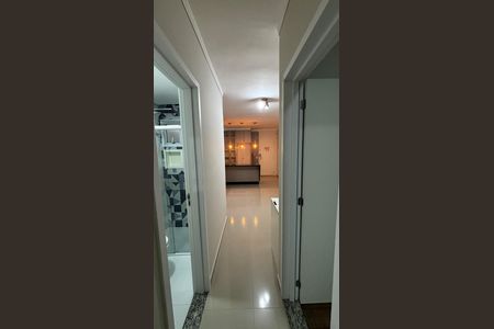Apartamento à venda com 55m², 2 quartos e 1 vaga Apartamento à venda com 55m², 2 quartos e 1 vagaCorredor