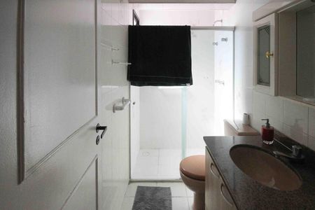 Apartamento à venda com 78m², 3 quartos e 1 vaga Apartamento à venda com 78m², 3 quartos e 1 vagaBanheiro da Suite