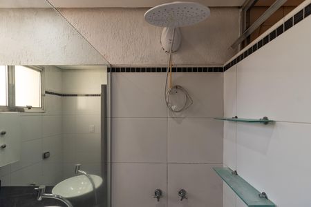 Apartamento para alugar com 130m², 3 quartos e 1 vaga Apartamento para alugar com 130m², 3 quartos e 1 vagaBanheiro da Suíte 1