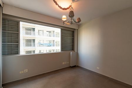 Apartamento para alugar com 130m², 3 quartos e 1 vaga Apartamento para alugar com 130m², 3 quartos e 1 vagaQuarto