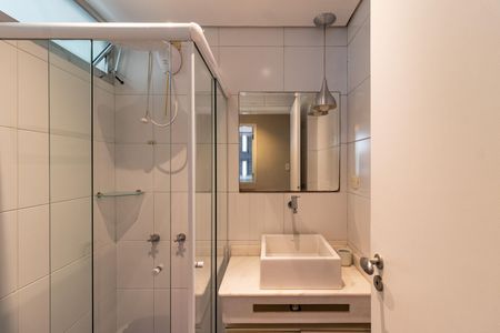 Apartamento para alugar com 130m², 3 quartos e 1 vaga Apartamento para alugar com 130m², 3 quartos e 1 vagaBanheiro