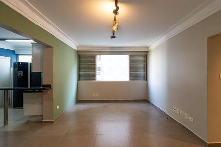 Apartamento para alugar com 130m², 3 quartos e 1 vaga Apartamento para alugar com 130m², 3 quartos e 1 vagaSala