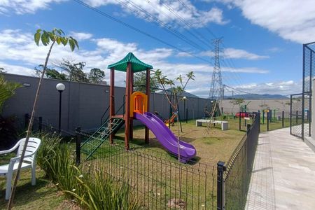 Apartamento para alugar com 42m², 2 quartos e 1 vaga Apartamento para alugar com 42m², 2 quartos e 1 vagaÁrea comum - Playground