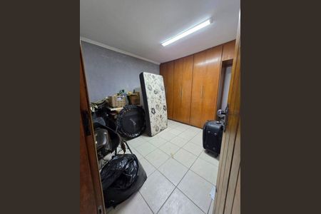 Casa à venda com 4 quartos, 204m² em Vila Rosalia, Guarulhos