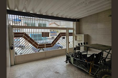 Área externa de casa à venda com 4 quartos, 150m² em Terceira Divisão de Interlagos, São Paulo
