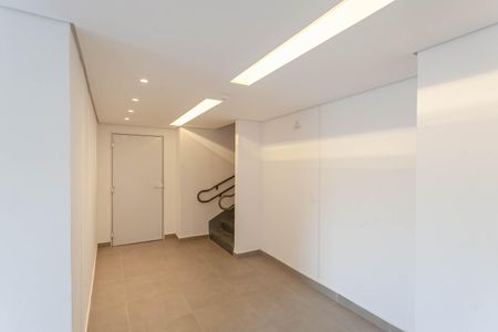 Apartamento para alugar com 50m², 2 quartos e 1 vagaHall social