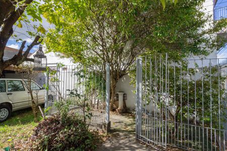 Quintal de casa à venda com 2 quartos, 128m² em Vila Guedes, São Paulo