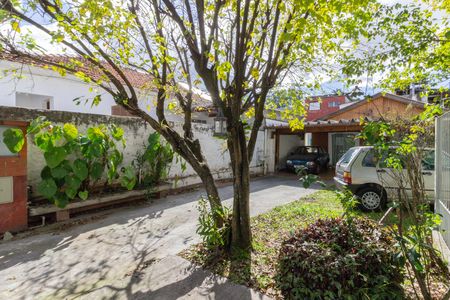 Garagem de casa à venda com 2 quartos, 128m² em Vila Guedes, São Paulo