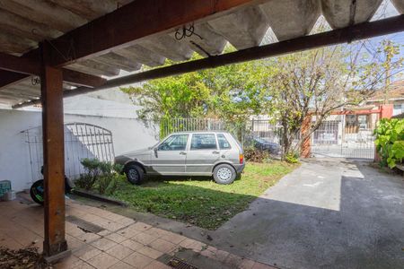 Garagem de casa à venda com 2 quartos, 128m² em Vila Guedes, São Paulo