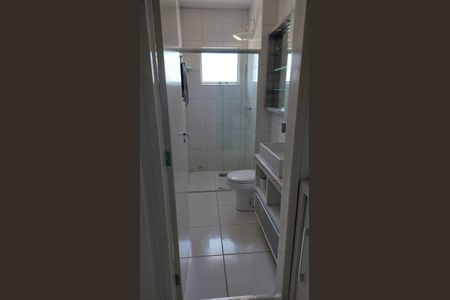 Banheiro de apartamento para alugar com 2 quartos, 53m² em Caminho Novo, Palhoça