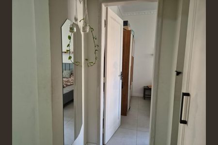 Apartamento à venda com 75m², 2 quartos e sem vaga Apartamento à venda com 75m², 2 quartos e sem vagaCorredor