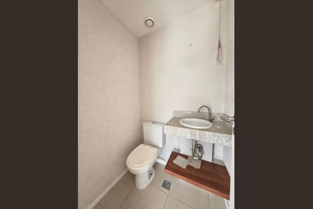Apartamento à venda com 156m², 4 quartos e 2 vagas Apartamento à venda com 156m², 4 quartos e 2 vagasLavabo