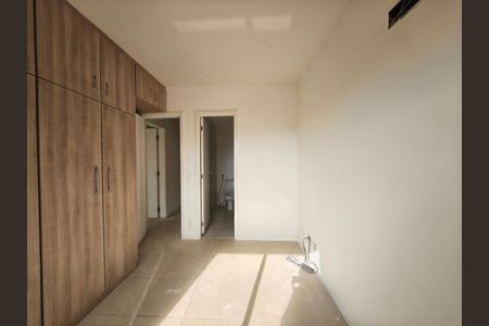 Apartamento à venda com 156m², 4 quartos e 2 vagas Apartamento à venda com 156m², 4 quartos e 2 vagasSuíte 2