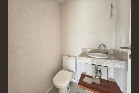Apartamento à venda com 156m², 4 quartos e 2 vagas Apartamento à venda com 156m², 4 quartos e 2 vagasLavabo