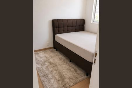 Quarto 2 de apartamento para alugar com 2 quartos, 48m² em Mantiquira, Duque de Caxias