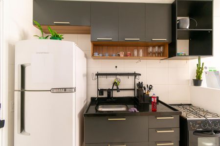 Cozinha de apartamento à venda com 1 quarto, 27m² em Vila Ema, São Paulo
