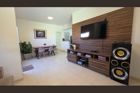 Casa para alugar com 2 quartos, 180m² em Aeronautas, Lagoa Santa