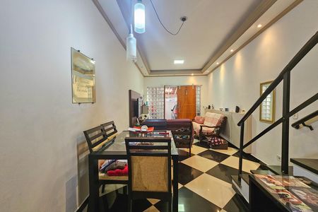 Casa para alugar com 2 quartos, 84m² em Vila Santo Antônio, Guarujá