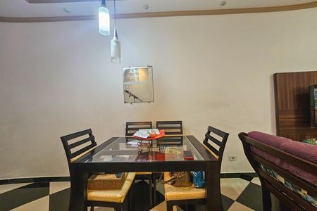 Casa para alugar com 84m², 2 quartos e 1 vaga