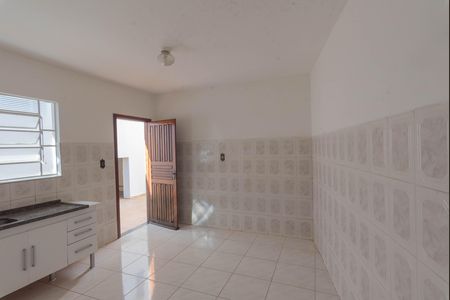 Casa 2- Cozinha de casa para alugar com 2 quartos, 130m² em Jardim Chapadão, Campinas