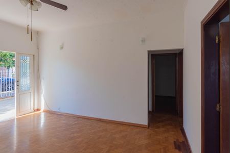 Sala de casa para alugar com 2 quartos, 130m² em Jardim Chapadão, Campinas