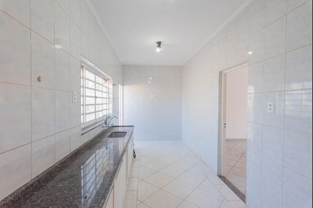 Cozinha de casa para alugar com 2 quartos, 130m² em Jardim Chapadão, Campinas