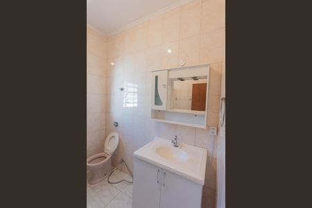 Banheiro de casa para alugar com 2 quartos, 130m² em Jardim Chapadão, Campinas
