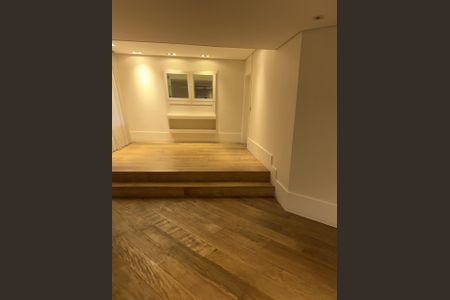 Apartamento para alugar com 3 quartos, 220m² em Itaim Bibi, São Paulo