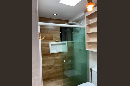 Apartamento à venda com 68m², 2 quartos e 1 vaga