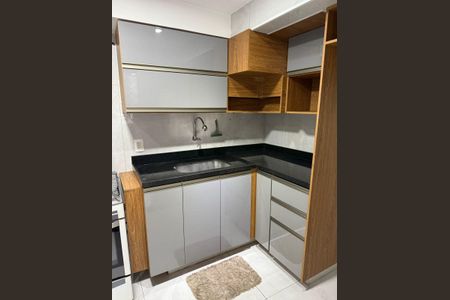 Apartamento à venda com 68m², 2 quartos e 1 vaga