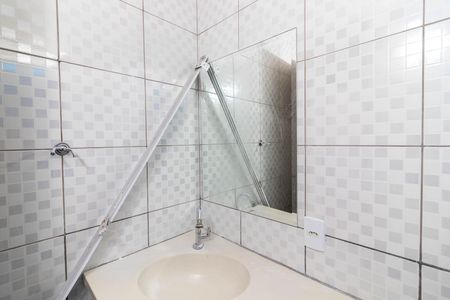 Apartamento para alugar com 50m², 2 quartos e 1 vaga Apartamento para alugar com 50m², 2 quartos e 1 vagaBanheiro