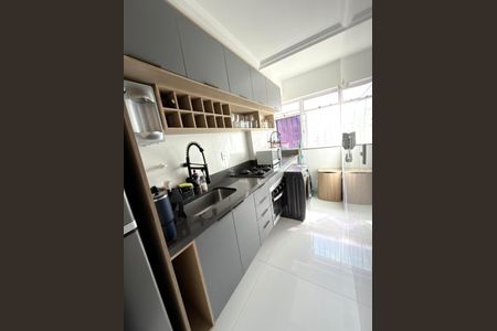 Apartamento à venda com 2 quartos, 45m² em Barreto, Niterói