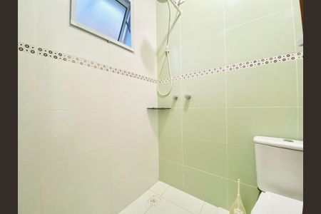Casa de condomínio à venda com 186m², 3 quartos e 3 vagas