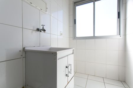 Área de Serviço  de apartamento à venda com 2 quartos, 48m² em Cidade Líder, São Paulo
