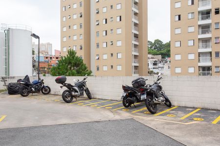 Apartamento para alugar com 48m², 2 quartos e 1 vaga Apartamento para alugar com 48m², 2 quartos e 1 vagaÁrea comum - Garagem