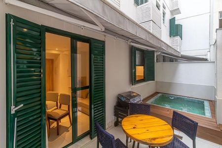 Apartamento à venda com 58m², 1 quarto e sem vaga