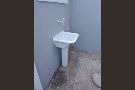 Casa para alugar com 50m², 1 quarto e sem vaga